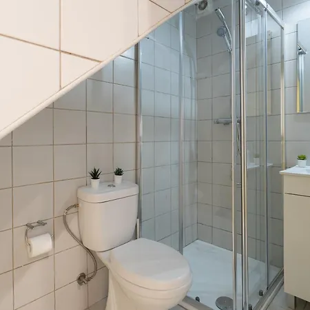 Holiday home Host Wise - Welcoming Adorable House - Ace Location *