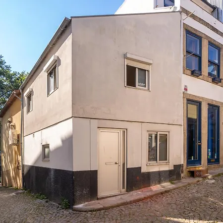 Host Wise - Welcoming Adorable House - Ace Location * Porto