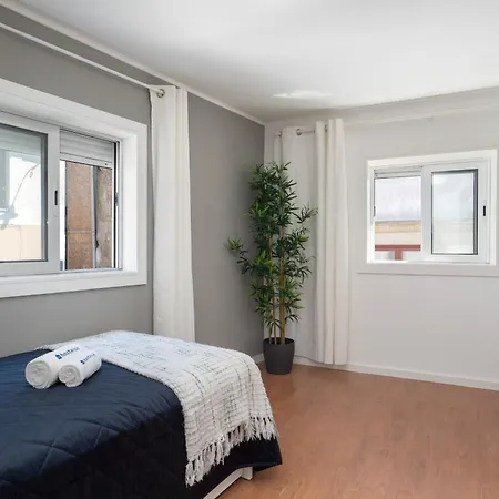 Host Wise - Welcoming Adorable House - Ace Location * Porto