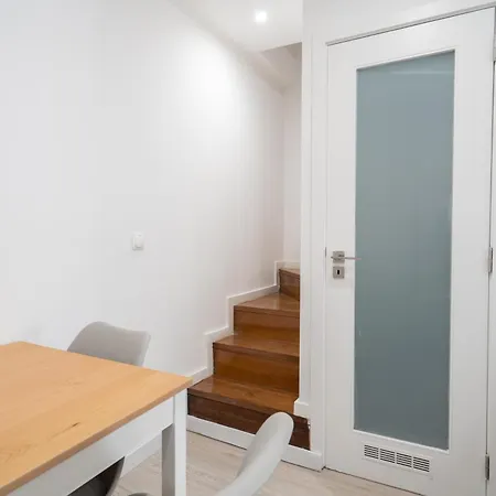 Host Wise - Welcoming Adorable House - Ace Location * Porto